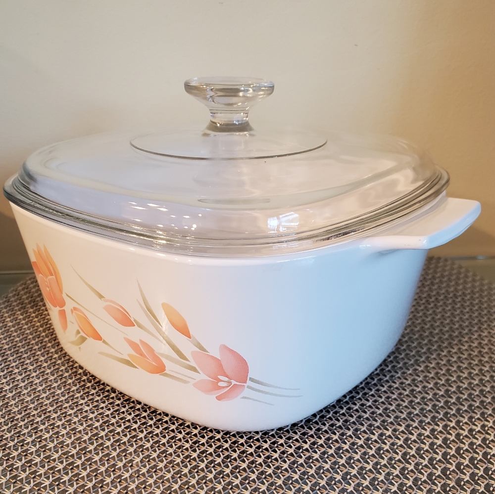 Corning Ware Peach Floral A-3-B Covered Casserole with A-9-C Lid - Picture 6 of 7